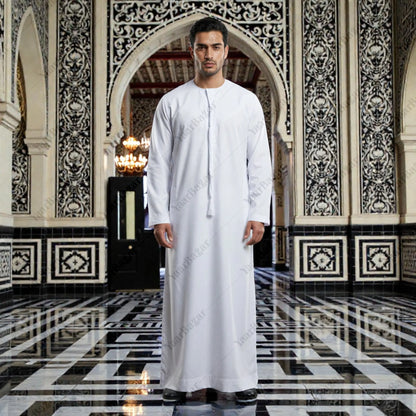 Traditional Men’s Omani Jubba