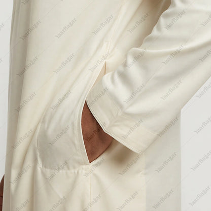 Traditional Men’s Omani Jubba