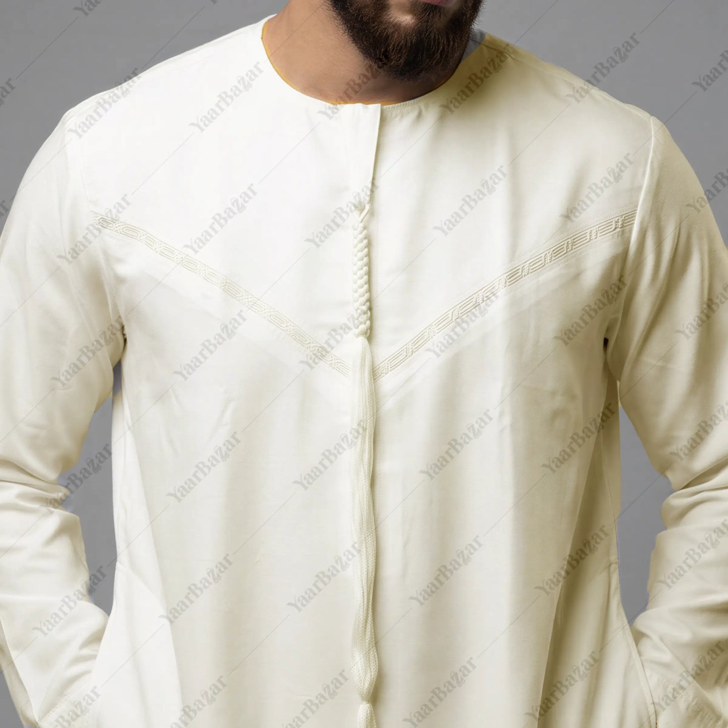 Traditional Men’s Omani Jubba