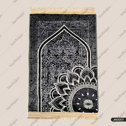 Velvet Prayer Rug Janamaz